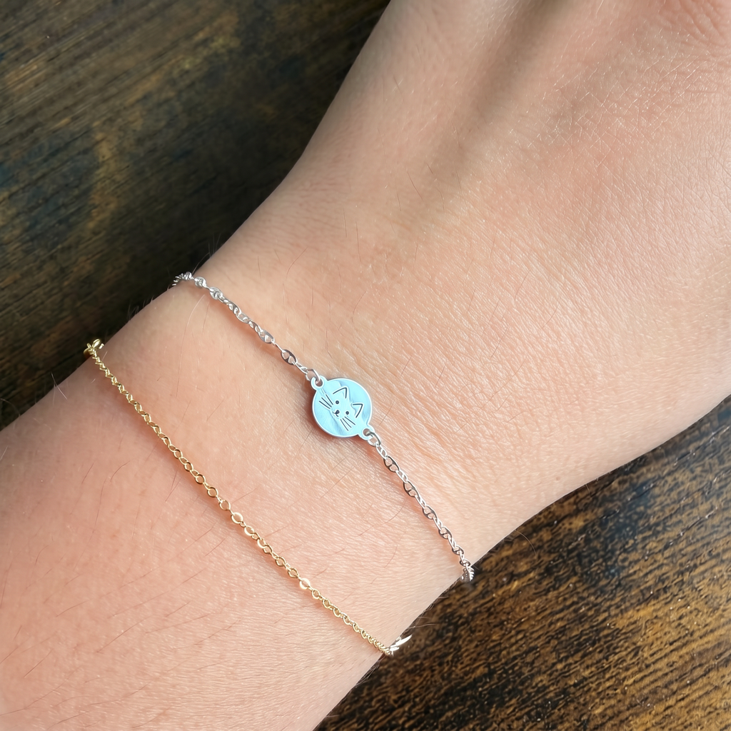Cute Cat Bracelet in Silver