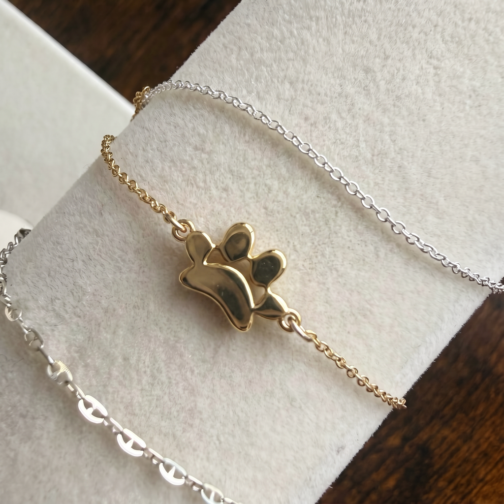 Paw Bracelet in Gold