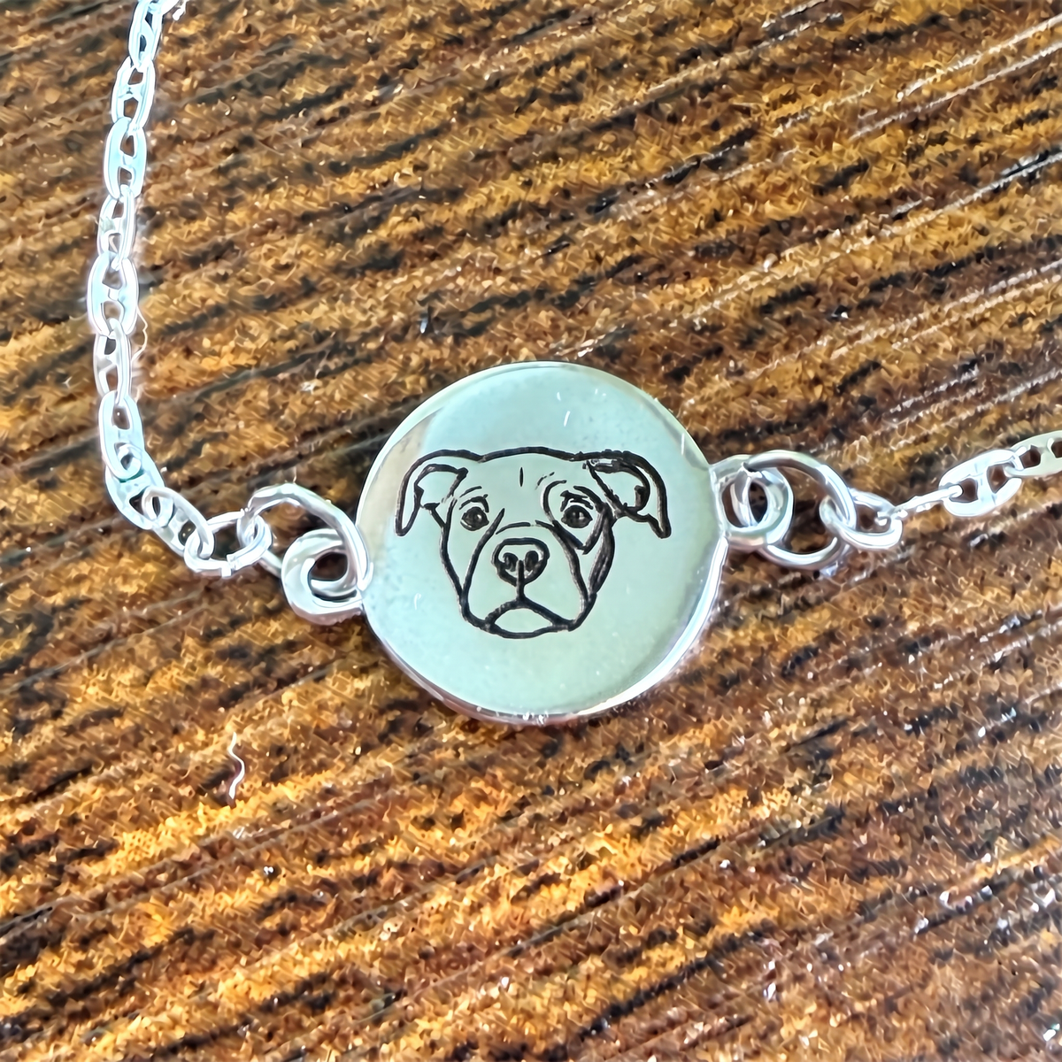 Round Engravable Charm Bracelet in Silver